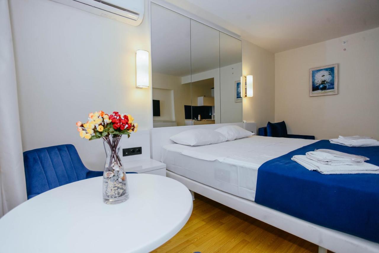 Deluxe Orbi City Beach Side&Sea View Aparthotel Batumi Exterior foto